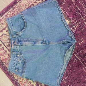 LEVI'S HIGH LOOSE SHORTS